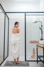 Erotikcim - 20cm Realistik Gerçek Doku Yapay Penis - Dildo - Haz Verici - Testisli Vantuzlu - Bronz